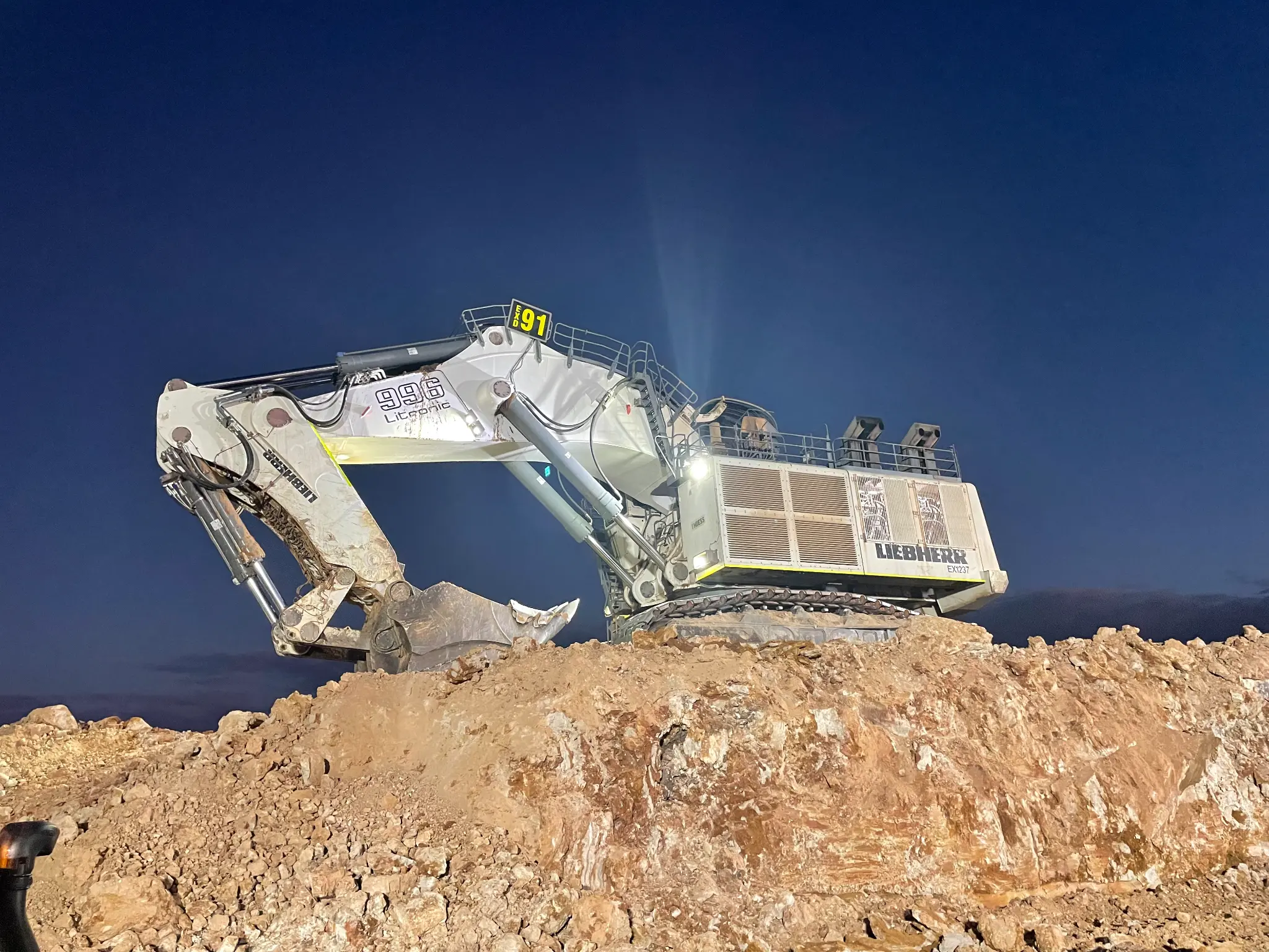 JHD Maintenance team at Australian mine site — Queensland and Western Australia